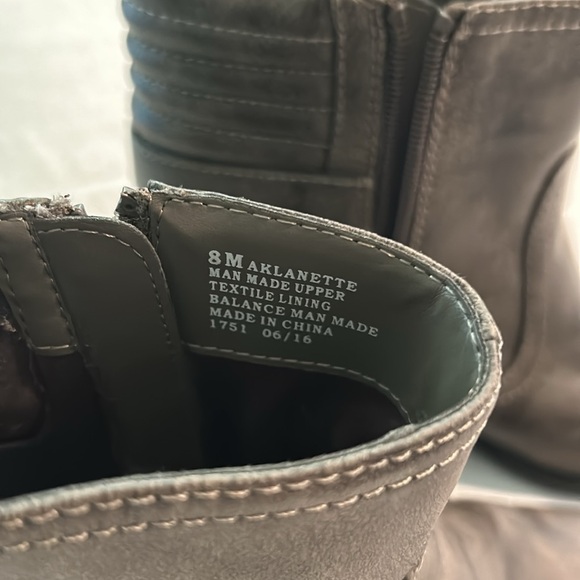 Anne Klein Sport Taupe Aklanette Booties Zip w/ Buckle Size 8 Like new condition - Picture 8 of 14